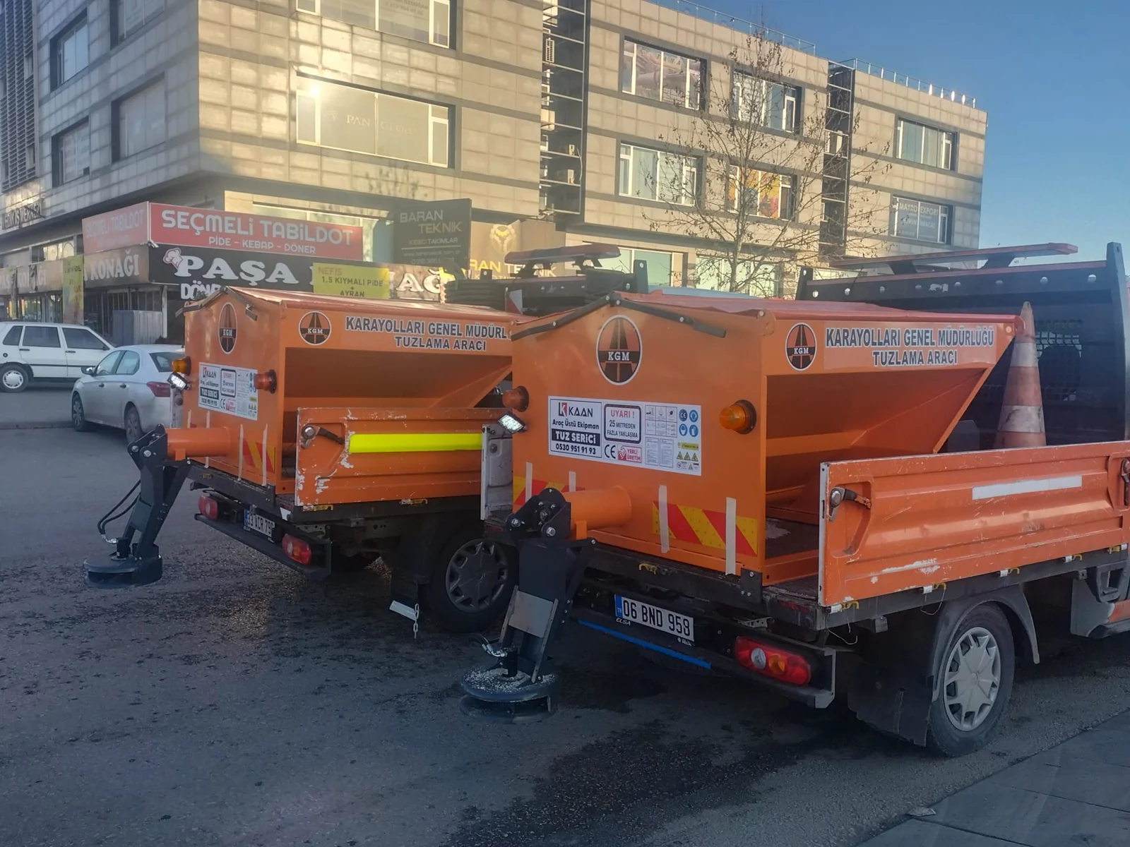 Salt Spreader product image