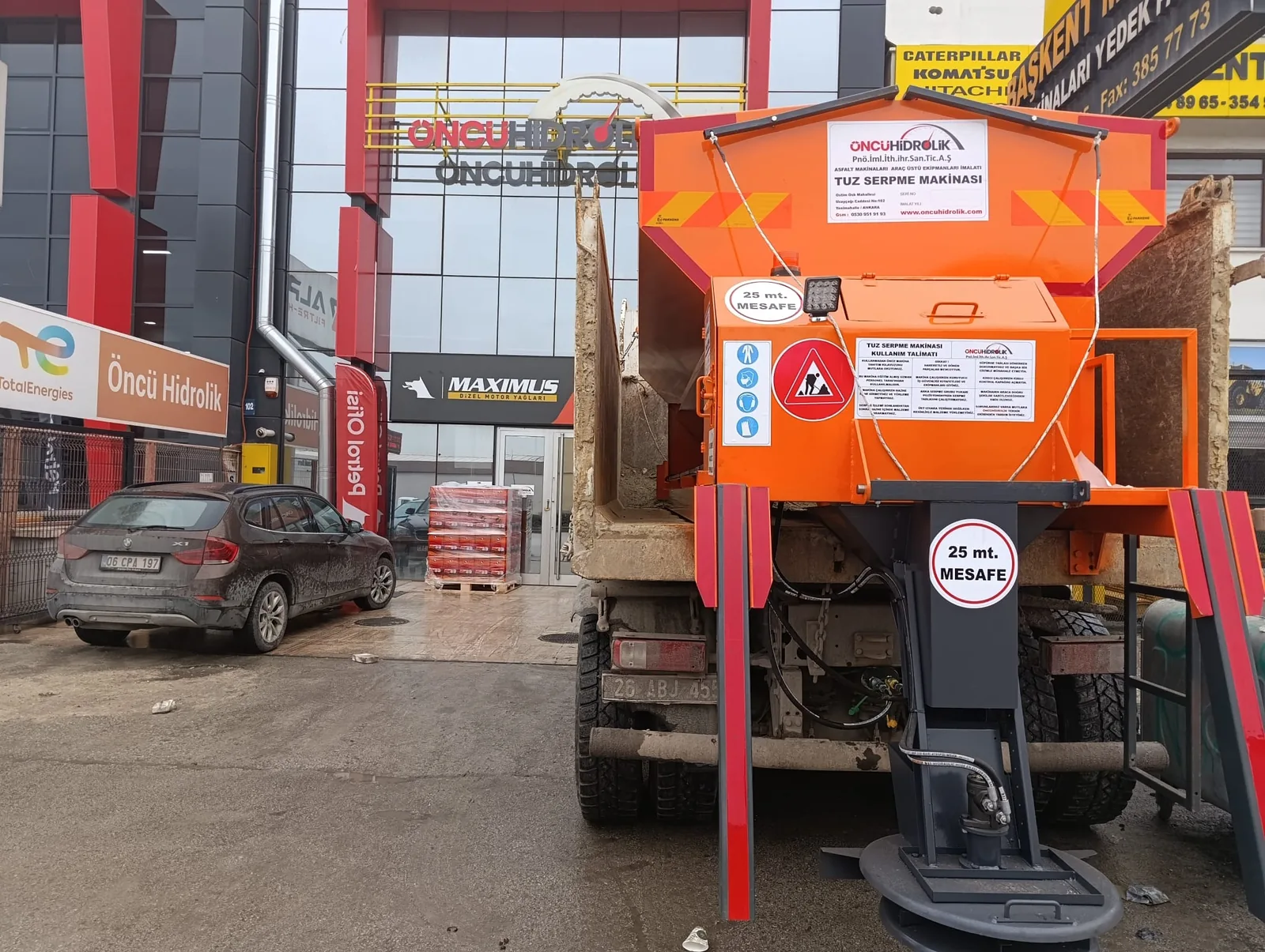 Salt Spreader product image