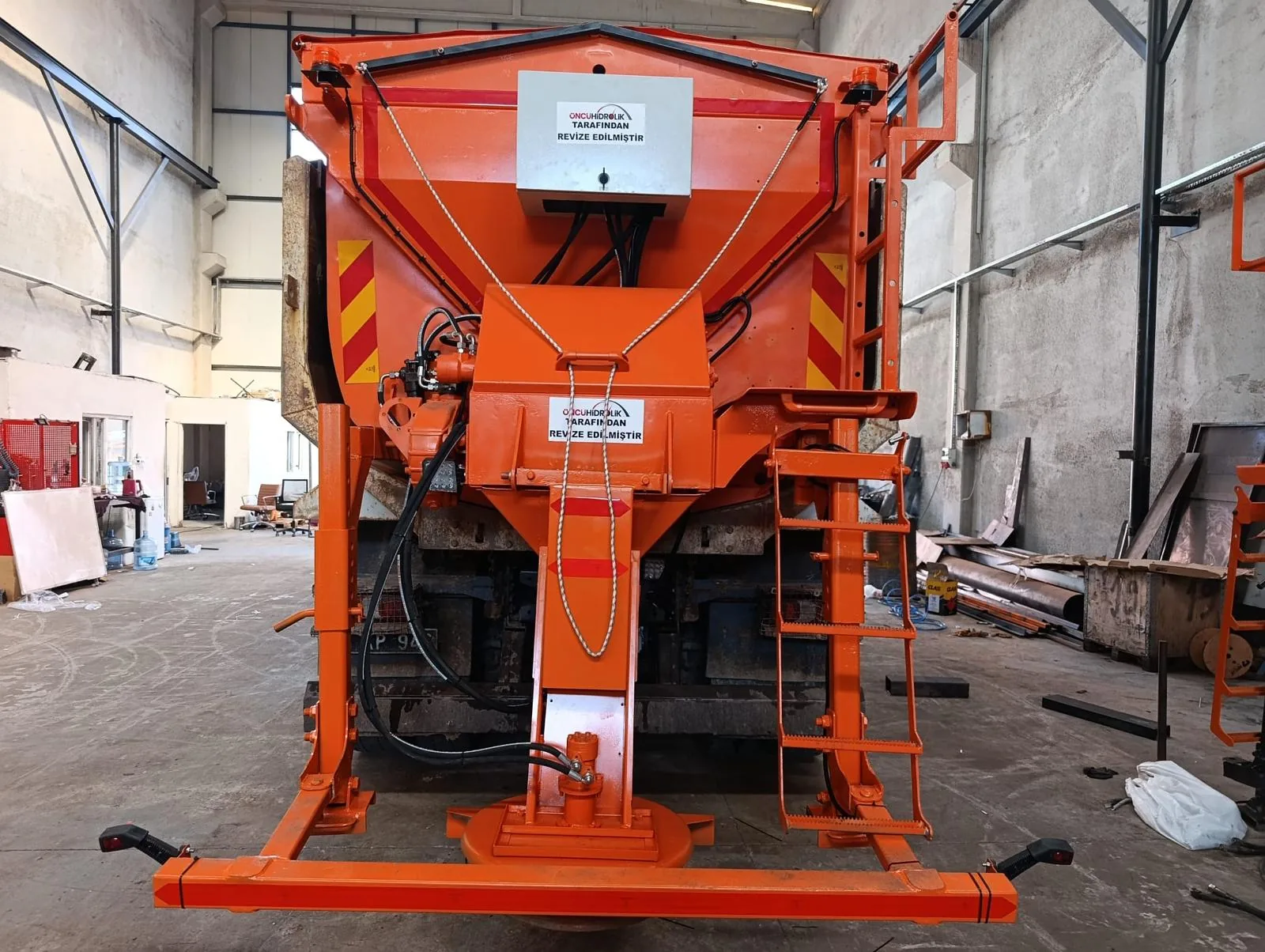 Salt Spreader product image